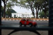 Istana Merdeka (Palace) &middot; Jakarta, Indonesia &middot; November 10, 2009 &middot; Yuki Cipta